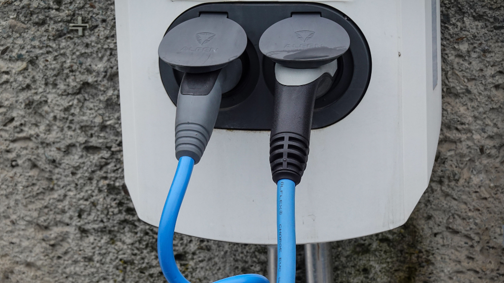 How Much Does EV Charger Installation Cost in the UK? Full Price Guide